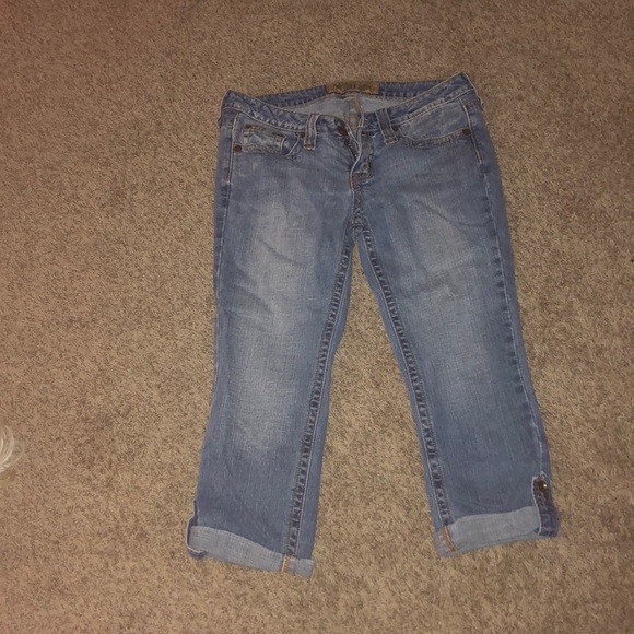 Denim capris - Picture 1 of 4